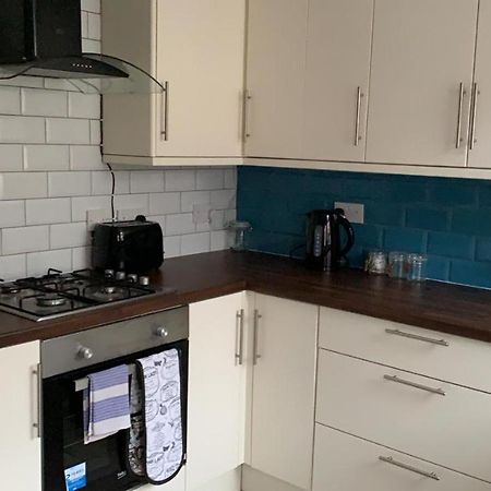 Anfield House 2 Bedroom 2 Mins From Anfield Stadium Sleeps 7 Liverpool Eksteriør bilde