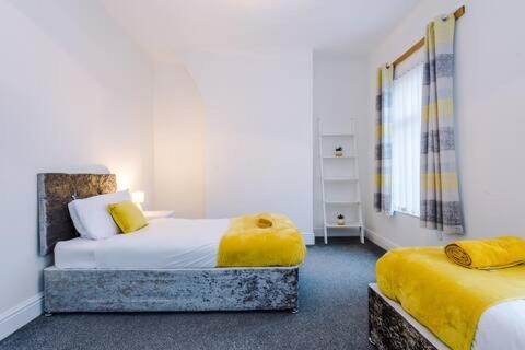 Anfield House 2 Bedroom 2 Mins From Anfield Stadium Sleeps 7 Liverpool Eksteriør bilde