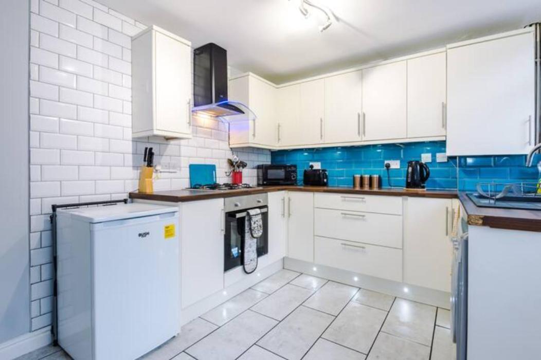 Anfield House 2 Bedroom 2 Mins From Anfield Stadium Sleeps 7 Liverpool Eksteriør bilde